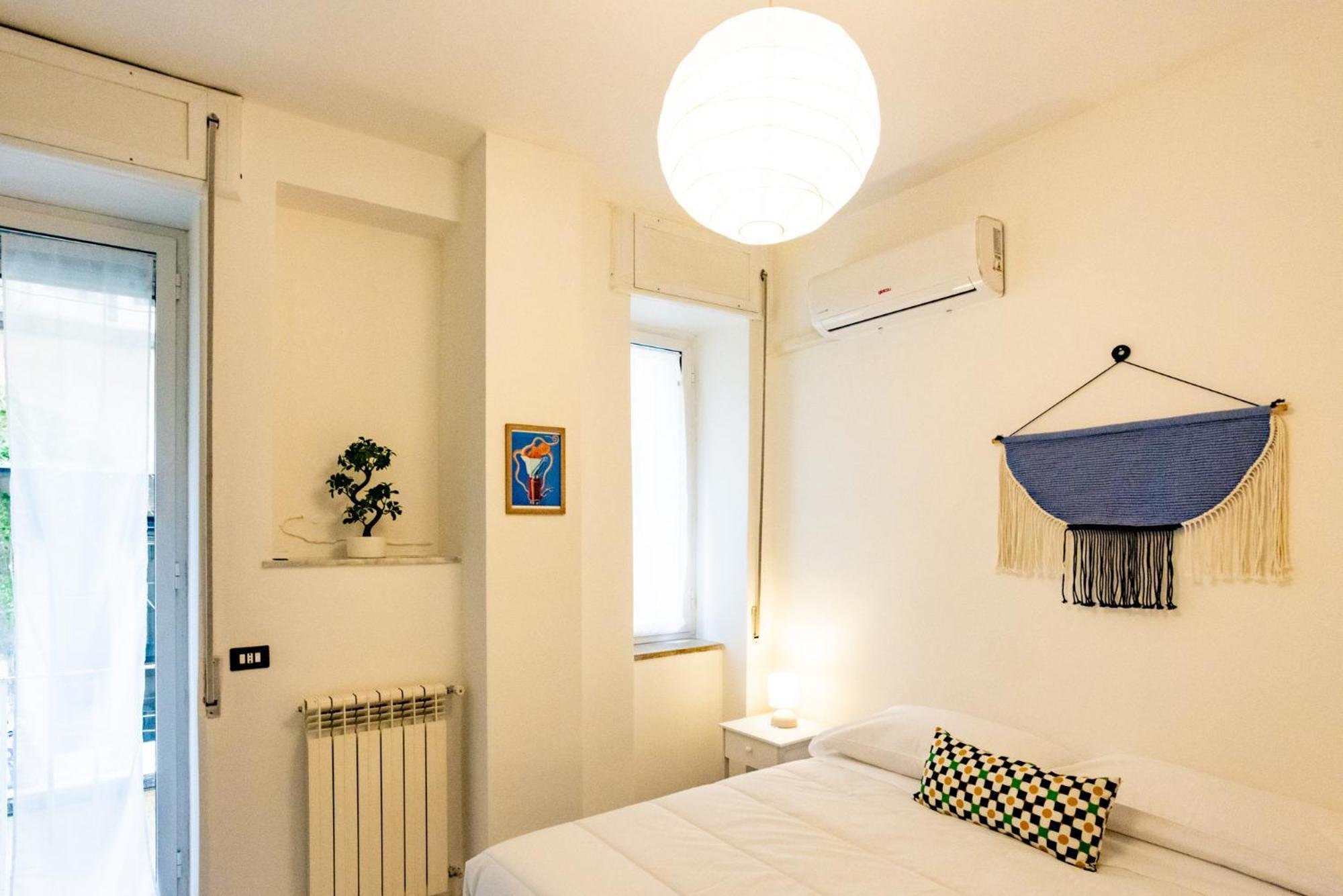 Apartment Via Mezzocannone 97