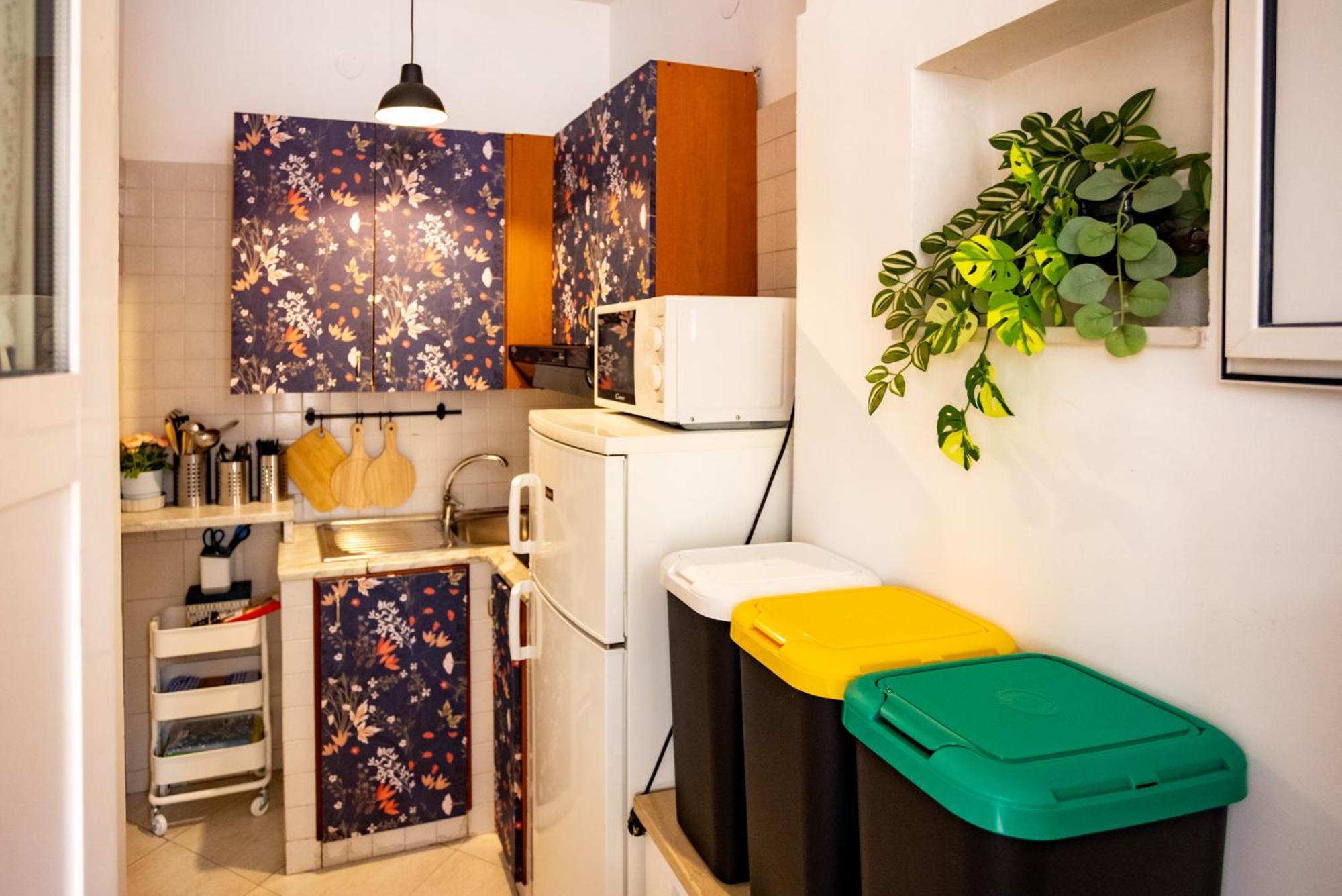 Apartment Via Mezzocannone 97 Naples