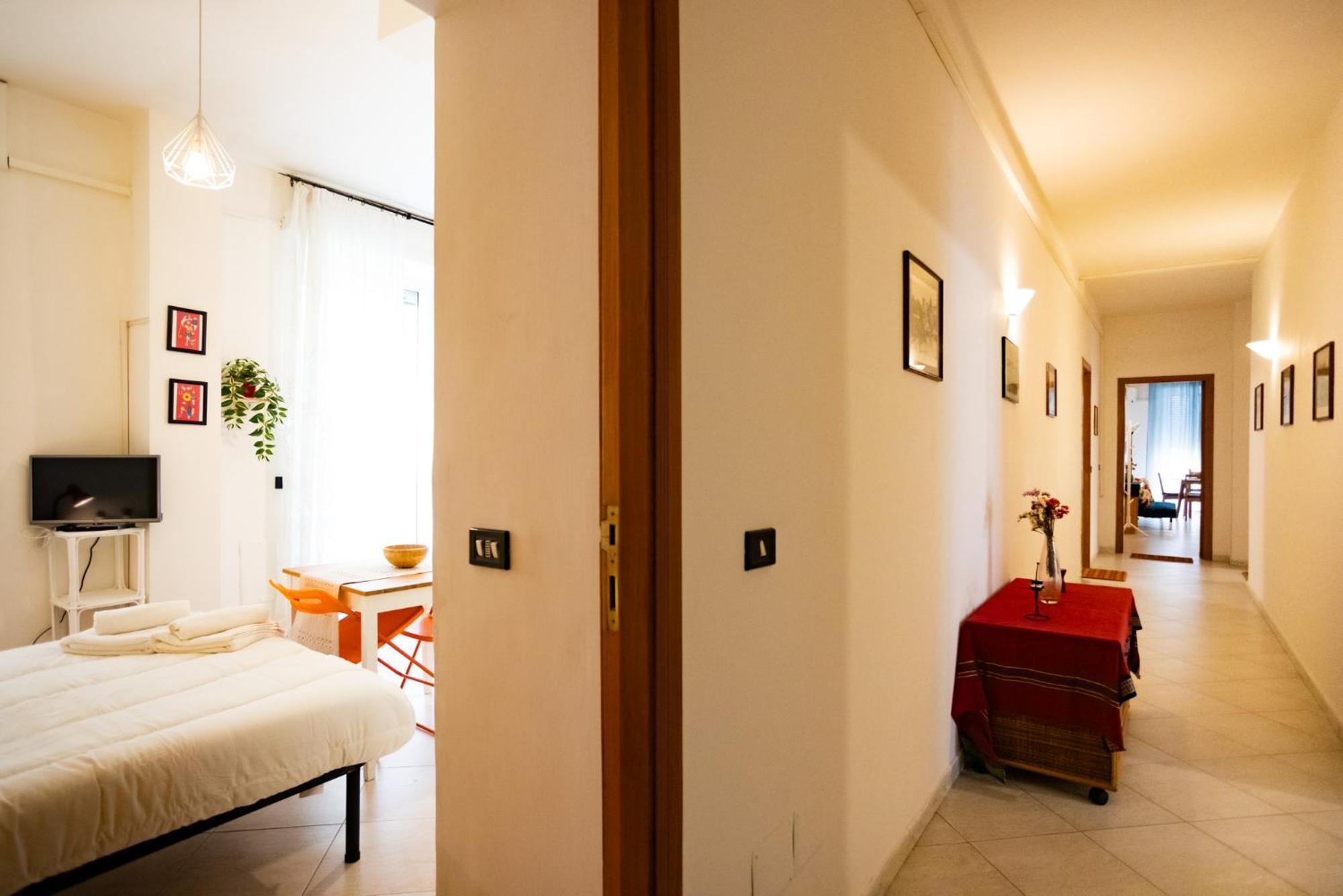 Apartment Via Mezzocannone 97