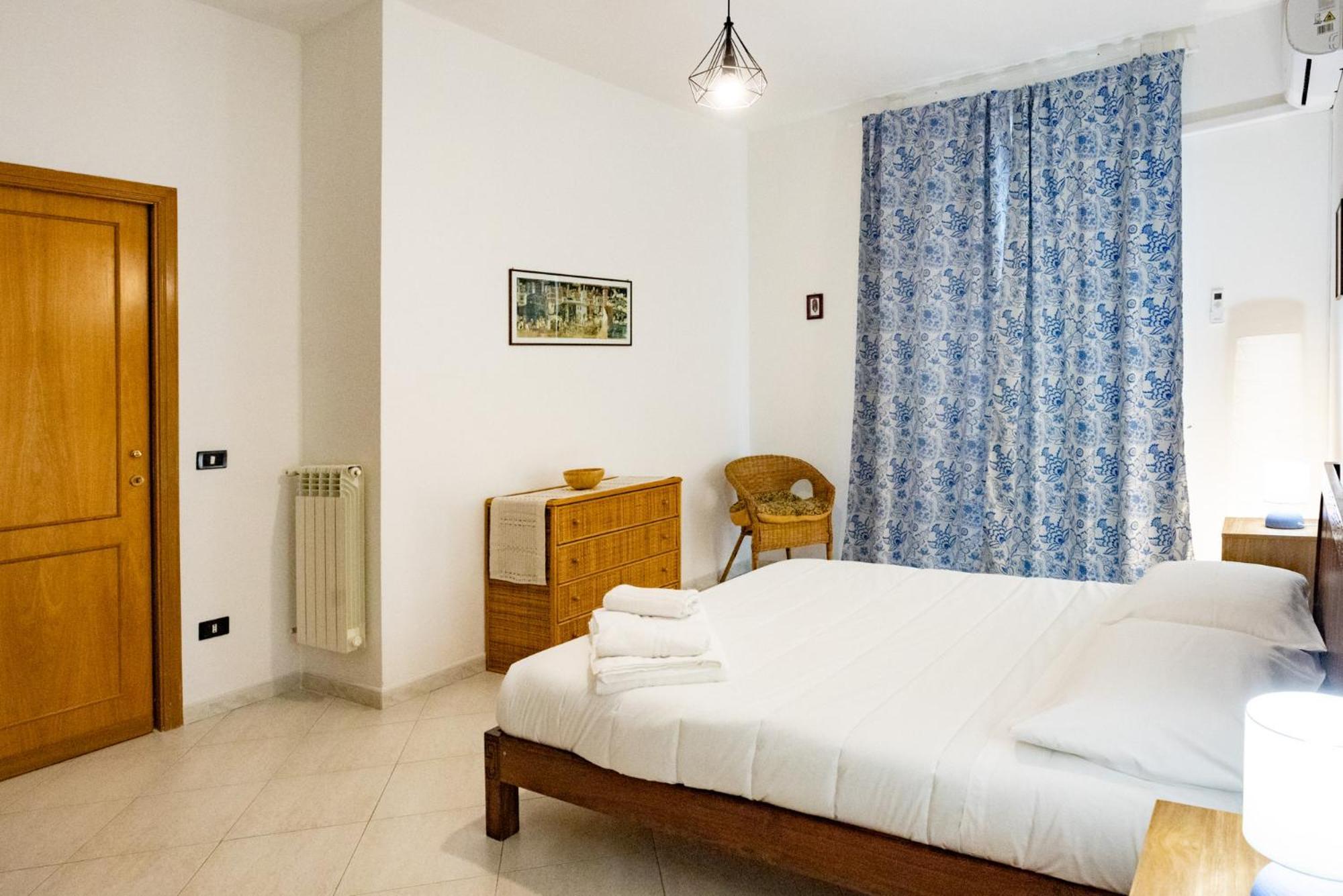 Apartment Via Mezzocannone 97