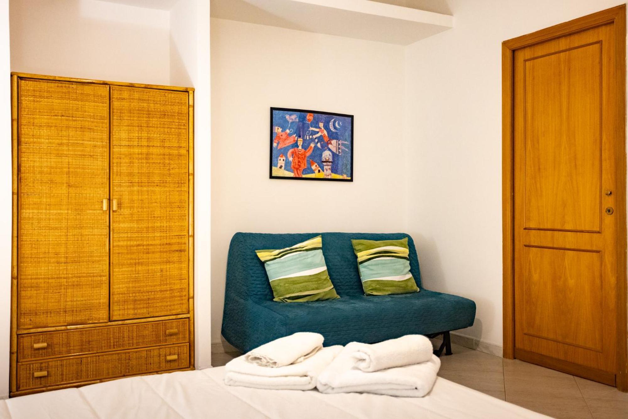 Apartment Via Mezzocannone 97