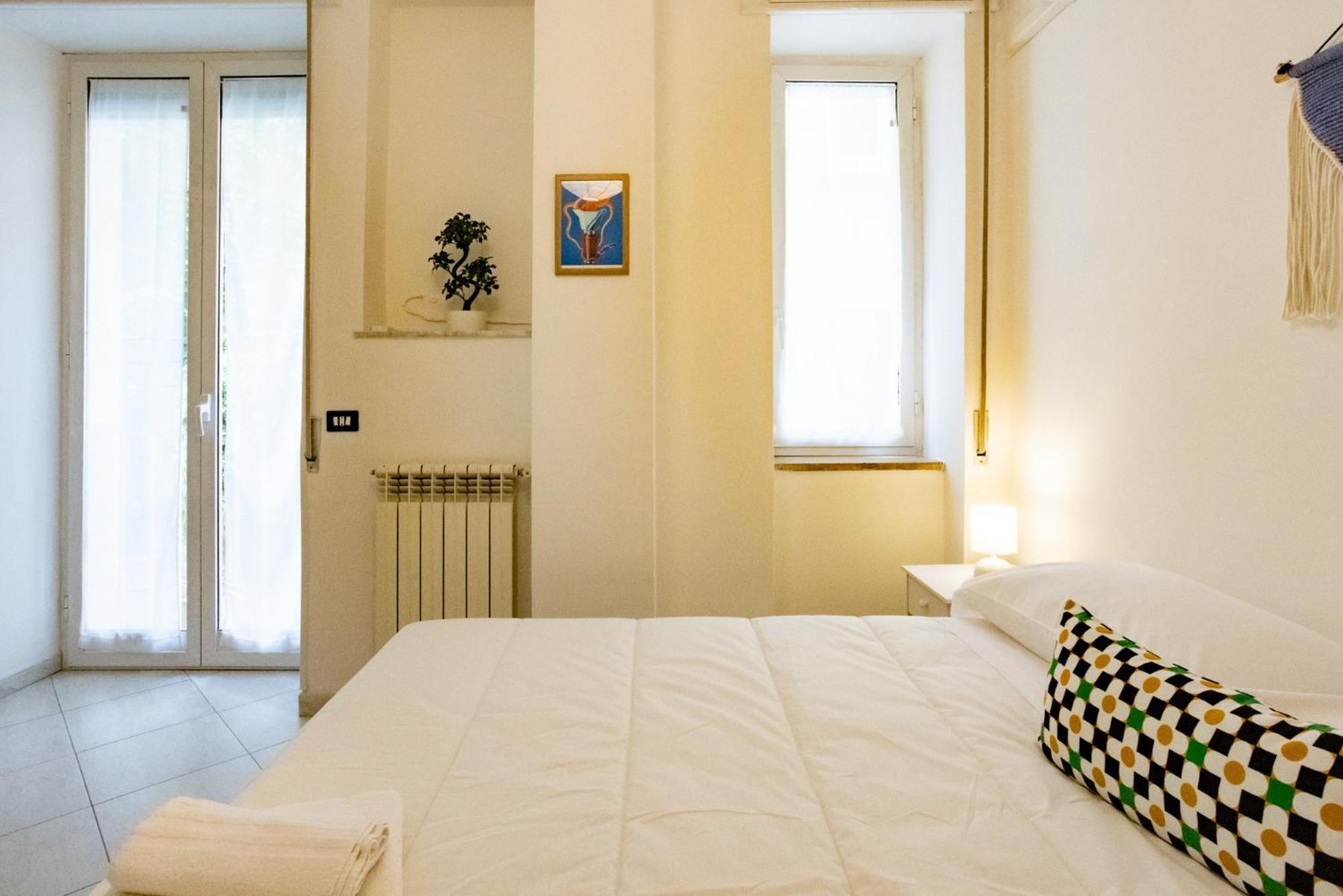Via Mezzocannone 97 Apartment Naples